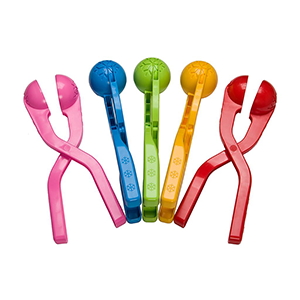 Výrobník sněhových koulí