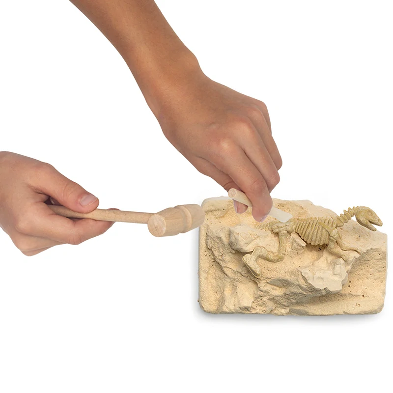 Efko Igráček Paleontolog - figurka s vykopávkami dinosaurů Tyranosaura a Stegosaura