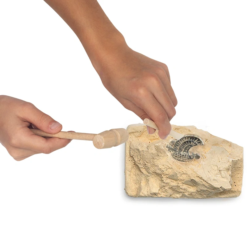 Efko Igráček Archeolog - figurka s egyptskými vykopávkami Mumie a sošky boha Hora