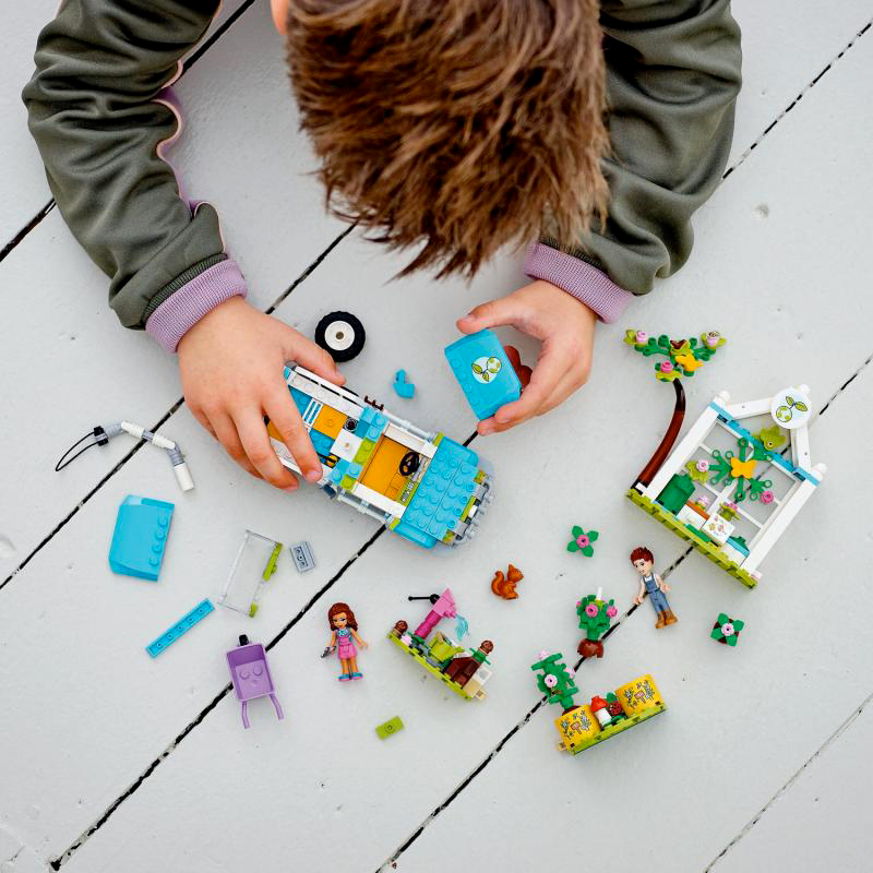 Lego Auto sázečů stromů