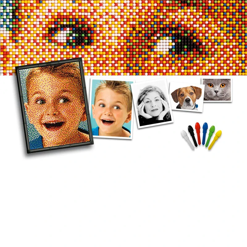 Quercetti Pixel Art 8 Take a Selfie