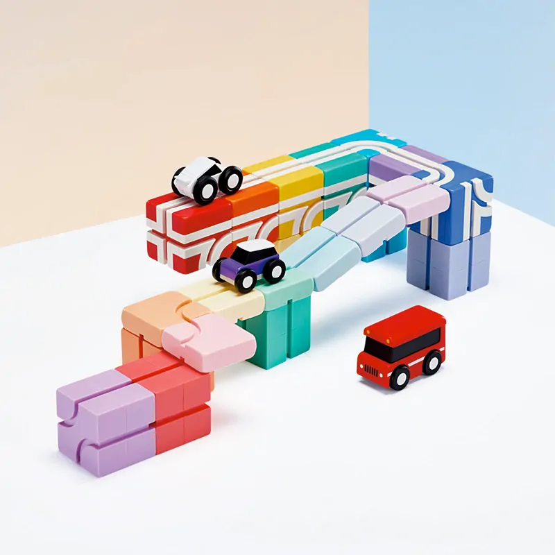 Qbi 129 Creator Infinite STEM Track