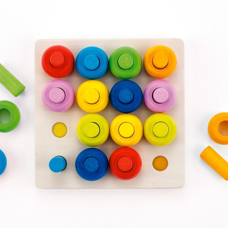 Andreu Toys - Navlékání kroužků